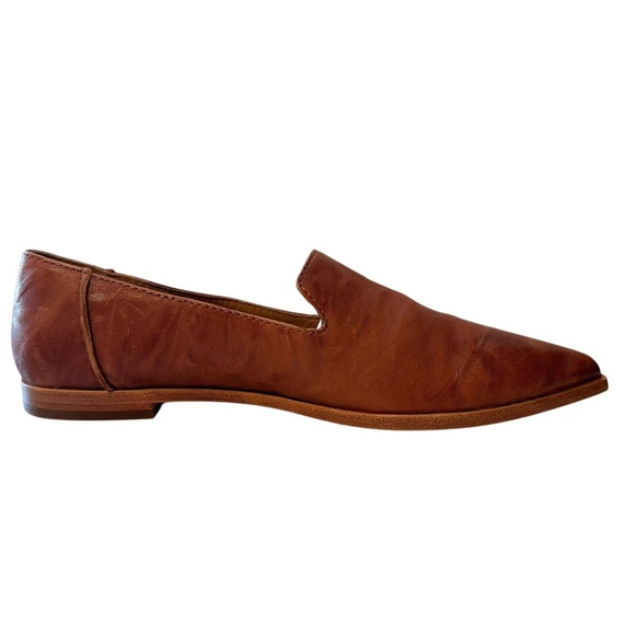 FRYE Kenzie Venetian Loafers Flats Size 7.5 Brown Distressed Leather Pointed Toe - Picture 7 of 12